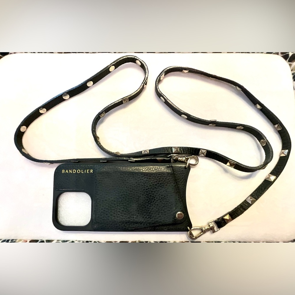 BANDOLIER iPhone 13 Pro Sarah
